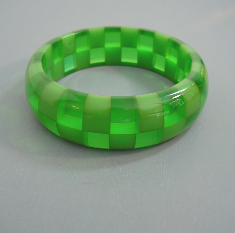 SHULTZ bakelite two row checked bangle in opaque and transparent green