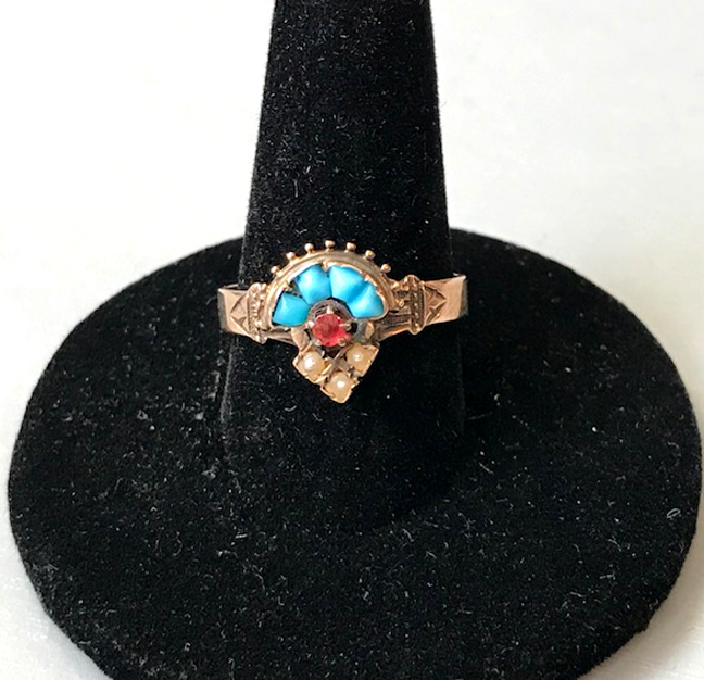 VICTORIAN antique turquoise, garnet and seed pearls ring in a 10k gold setting