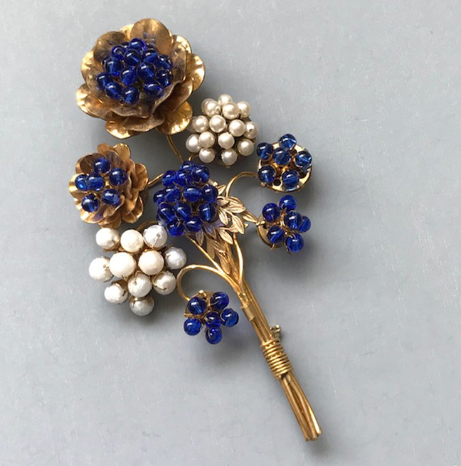 MIRIAM HASKELL by Frank Hess blue glass beads and glass pearls flower bouquet brooch, a large 5-1/8″