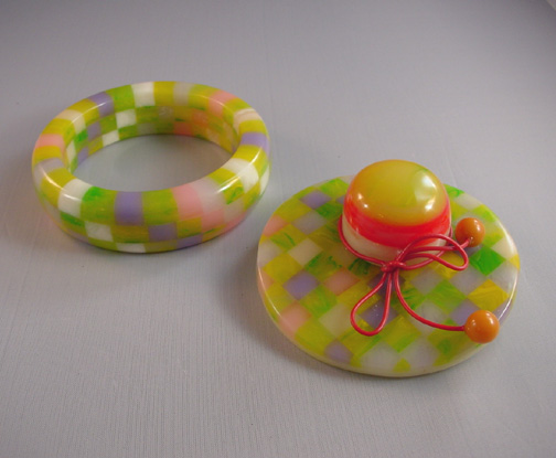SHULTZ bakelite three row checked bangle and matching hat brooch with colors include chartreuse, yellow, cloud, pink, orange, rose, lavender and green