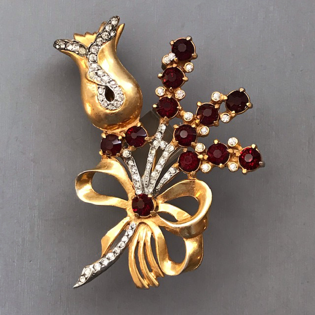 REINAD tulip flower brooch with sprays of red rhinestone flowers and bows at the bottom, lovely gold tone setting and clear rhinestones