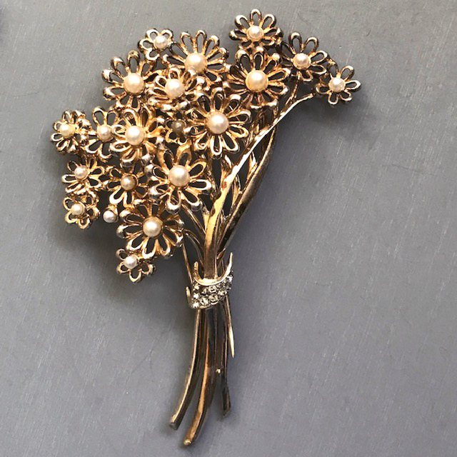 DEROSA large flower bouquet fur clip of lacy looking flowers with glass pearl centers, just gorgeous and feminine as well