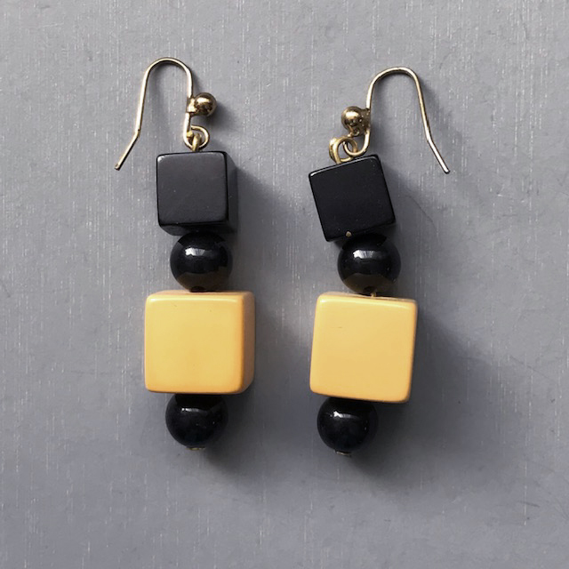 SHULTZ bakelite earrings in dangling black and cream color beads and cubes