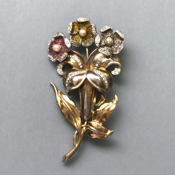 FLOWER rare bouquet brooch with sparkling pastel crystals in each of the petals of pink, lavender and clear with clear rhinestones along the edges