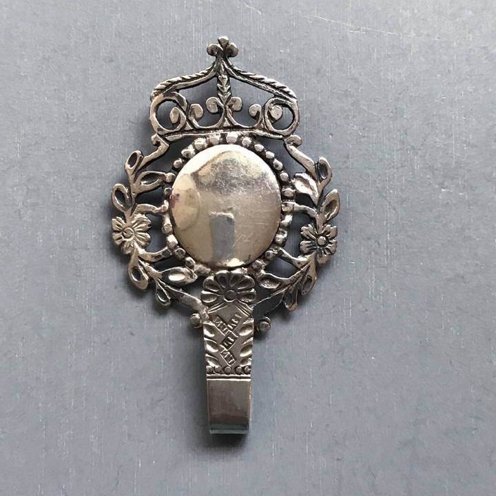 VICTORIAN antique sterling silver chatelaine clip with etched and pierced crown, floral and beaded design