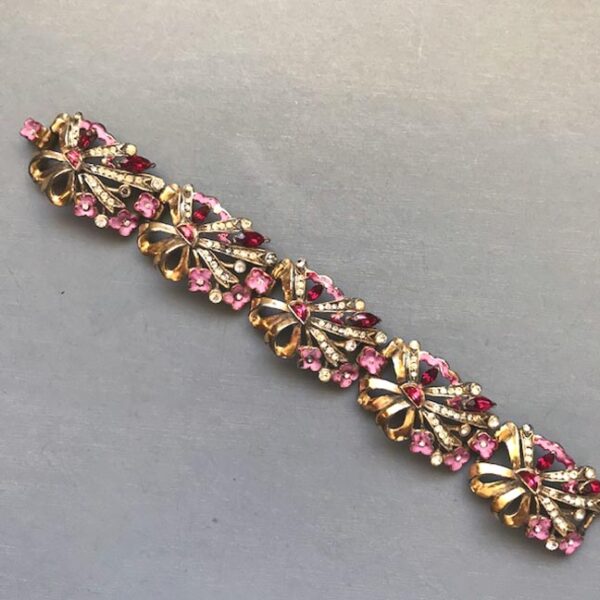 BRACELET pink and red enameled flower links bracelet decorated by red demi-lune rhinestones