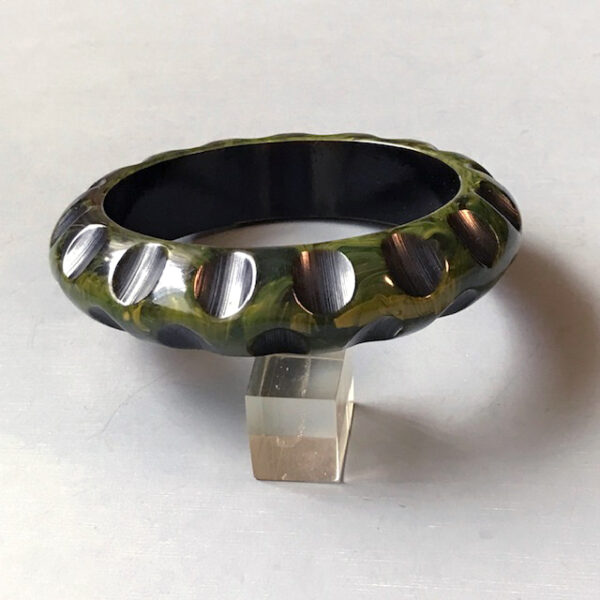 BAKELITE thumbprint dot bangle in a nicely marbled green color with black over-dyed dots